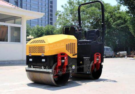 壓路機型號多？根據(jù)工程量選擇準(zhǔn)沒錯